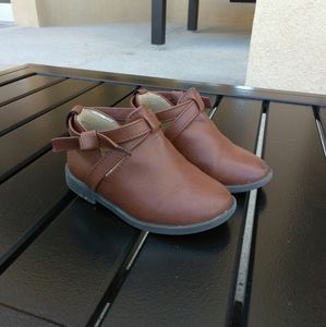 Crazy 8 Toddler Booties